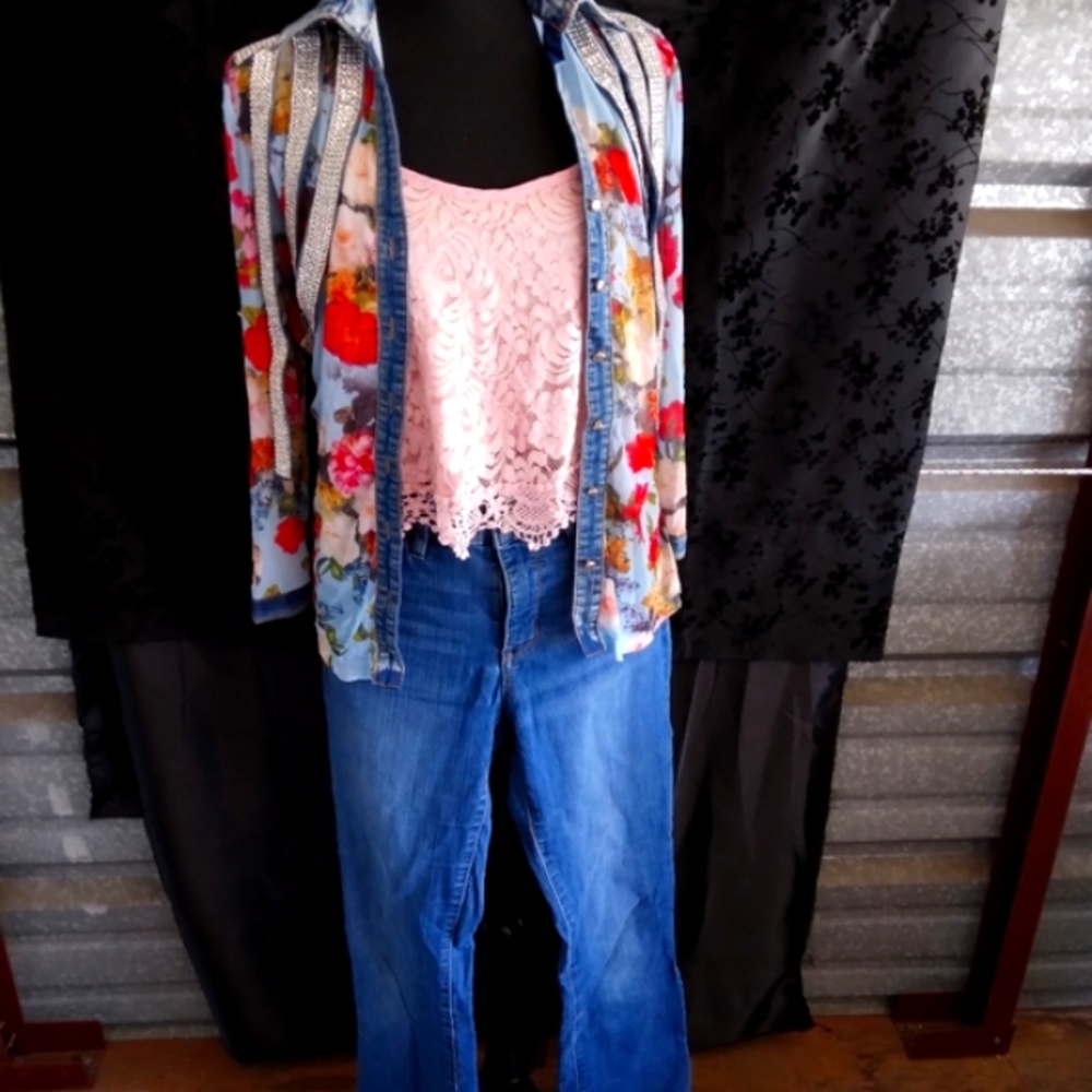 Jean Floral Outfit